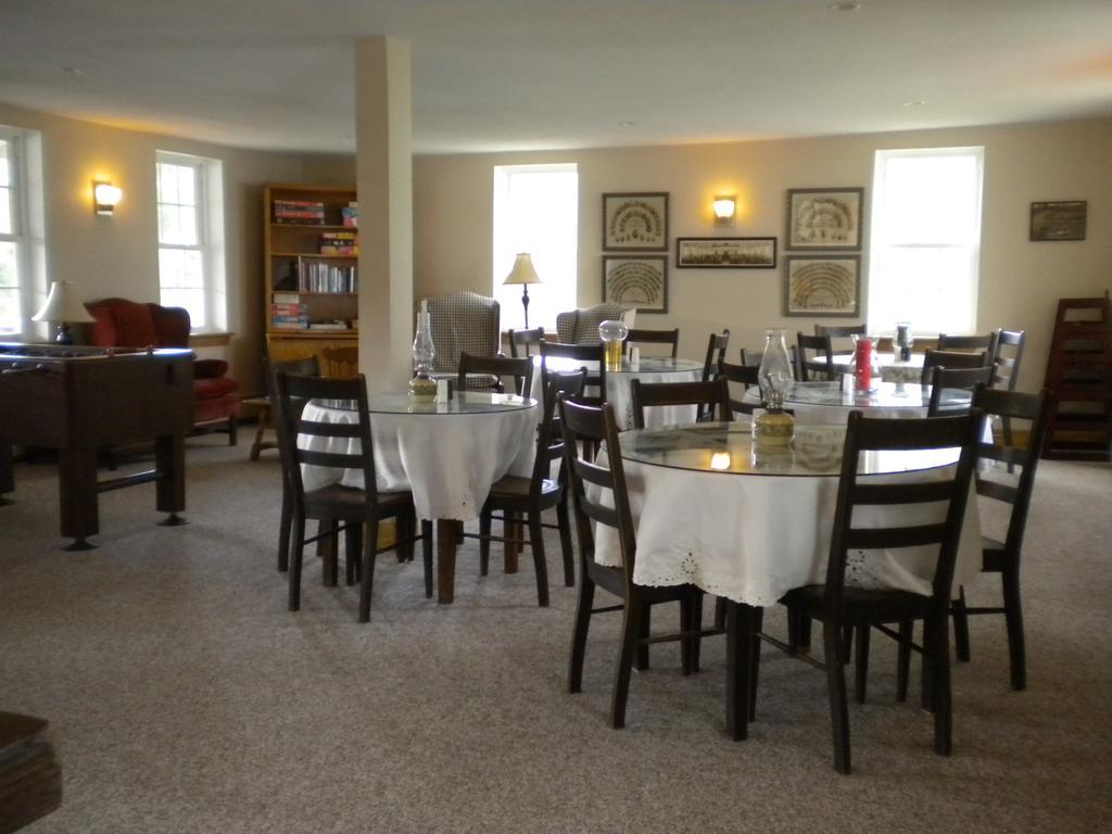 The Sterling Inn Caratunk Bagian luar foto