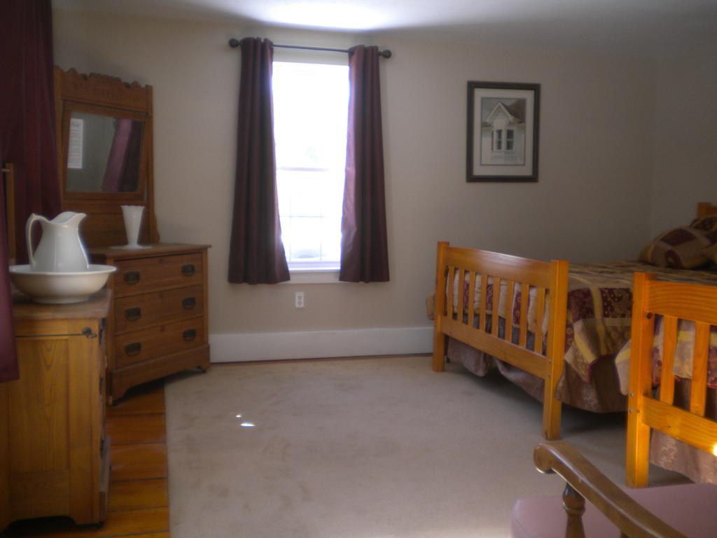 The Sterling Inn Caratunk Bagian luar foto